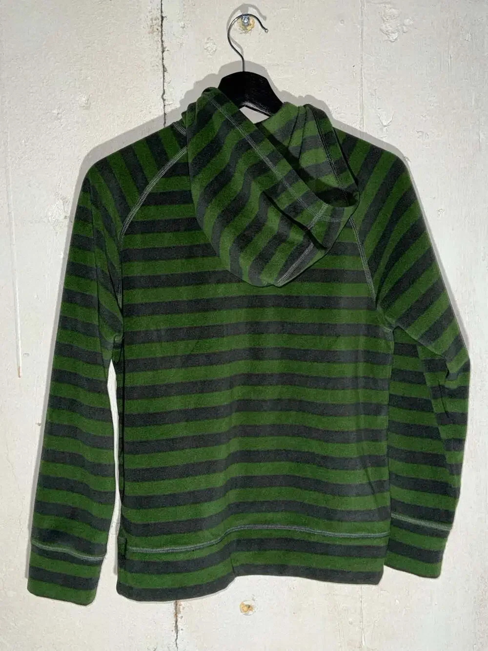The North Face Boy's Large 14/16 Green and Black Striped Fleece Full-Zip Hoodie